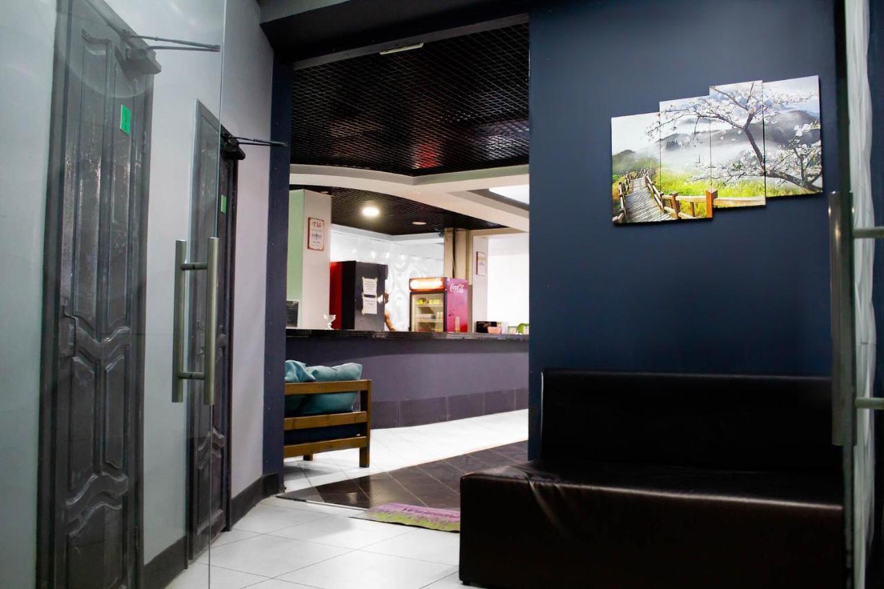 Hotel Zipper House オデッサ エクステリア 写真